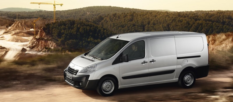 Фото автомобиля Peugeot Expert Fourgon